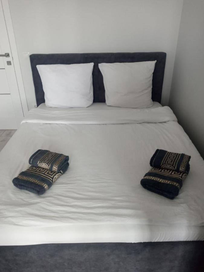 Appartement Як Вдома ! à Oujhorod Extérieur photo