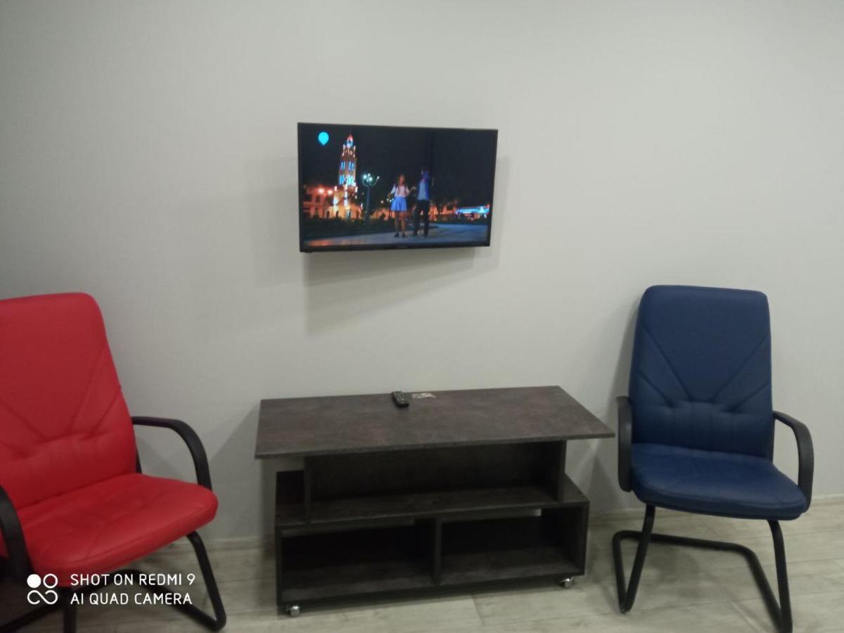 Appartement Як Вдома ! à Oujhorod Extérieur photo